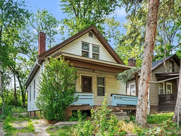 4403 Watterson St, Cincinnati, OH 45227