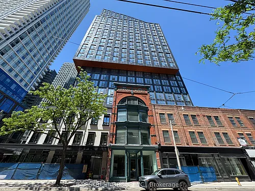 100 Queen St E #2815 Photo 1