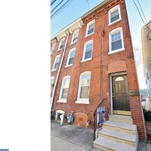305 E Hector St, Conshohocken, PA, 19428