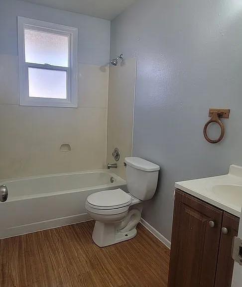 132 1/2 Greenwood Ave #132 — Photo 9