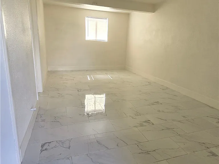 12226 Valley Blvd — Photo 2