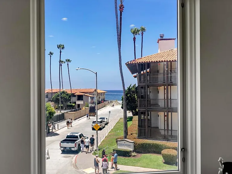 2110 Avenida De La Playa #C — Photo 4