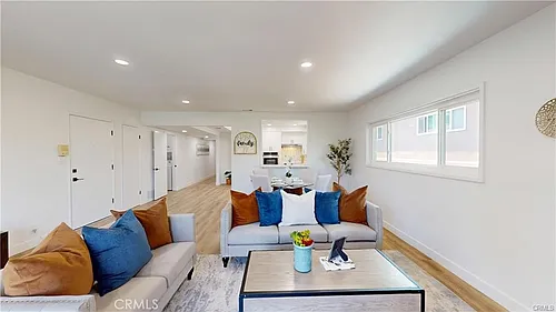 1354 Shadow Ln Photo 1
