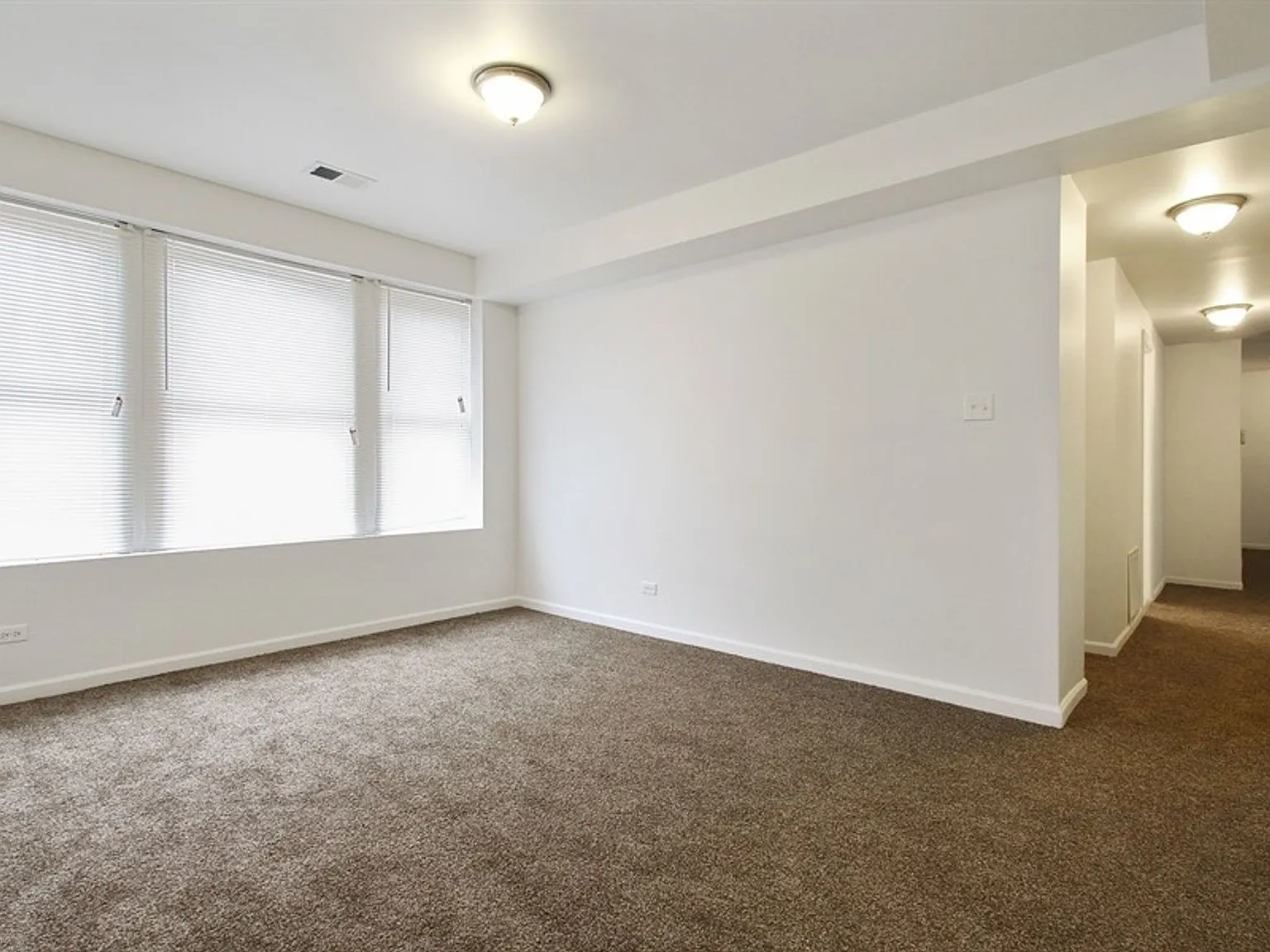 6224 S Dr Martin Luther King Jr — Photo 3