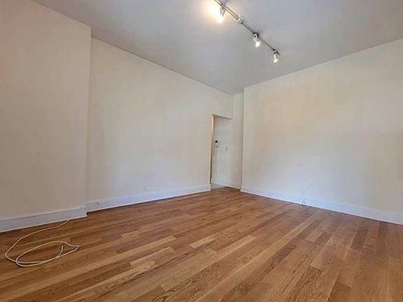 2nd image of 49 Park Ave #4S