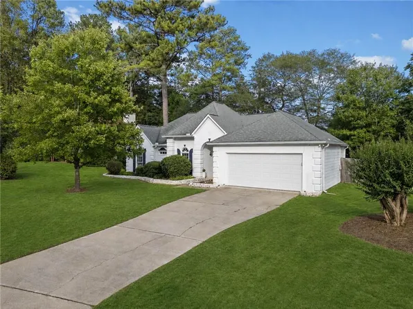 2376 Battle Forest Dr SW, Marietta, GA 30064
