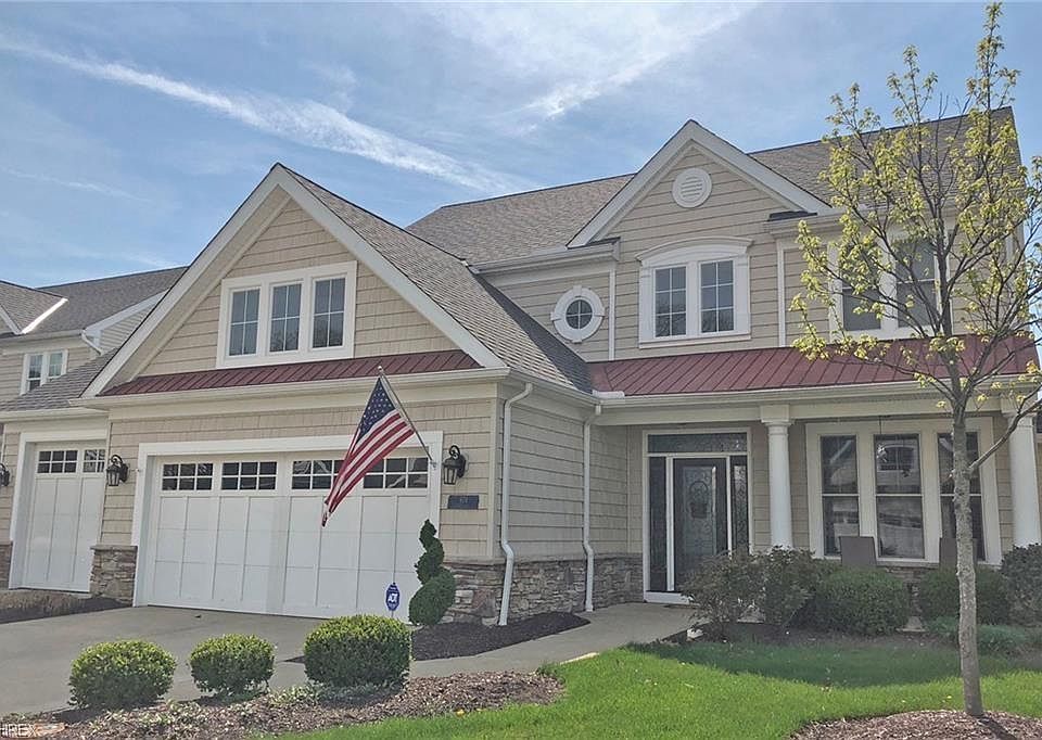 1st image of 674 Heron Bay