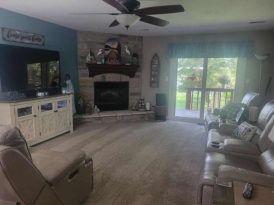 1st image of 349 Port Dr Unit 2