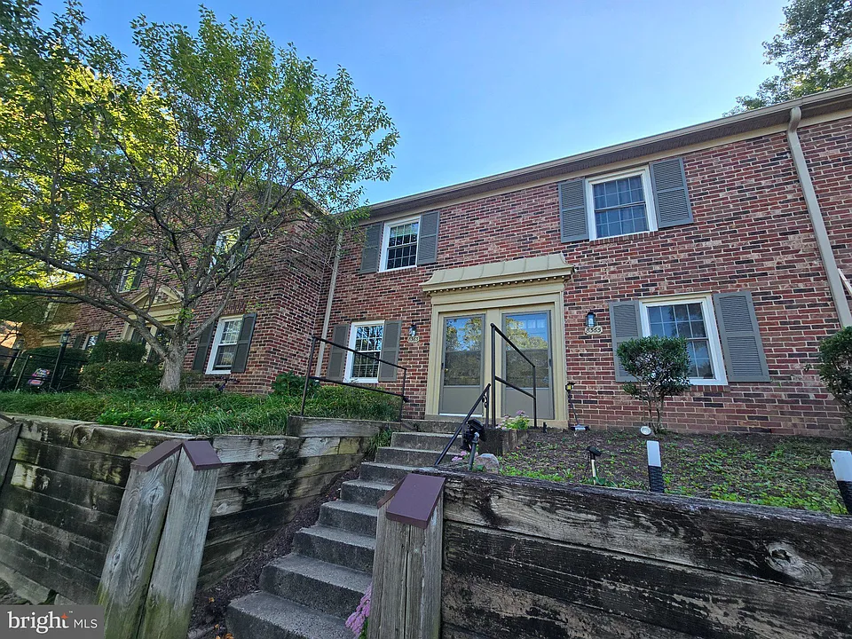 8363 Dunham Ct #611