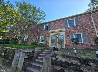 8363 Dunham Ct #611, Springfield, VA 22152