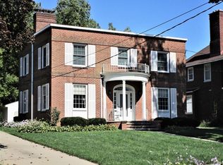 517 E Everett St, Dixon, IL 61021