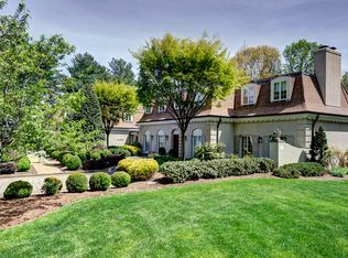 1057 Leigh Mill Rd, Great Falls, VA 22066