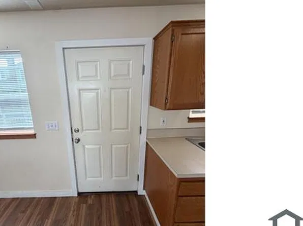 4945 NE 15th Ave APT 9, Portland, OR 97211