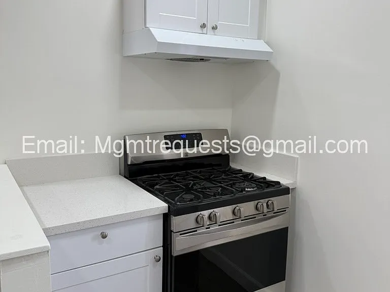 216 W Santa Fe Ave #5 — Photo 2