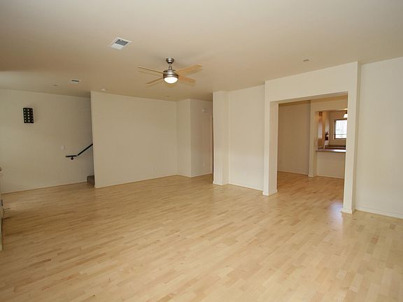 4th image of 310 Bel Vedere Ln NE