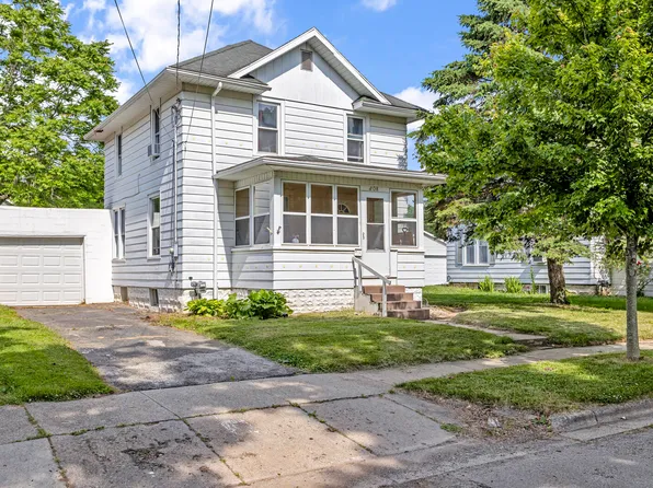 808 Fleming Ave, Jackson, MI 49202