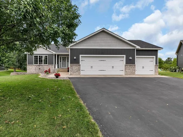 209 Victory Ave, Sartell, MN 56377