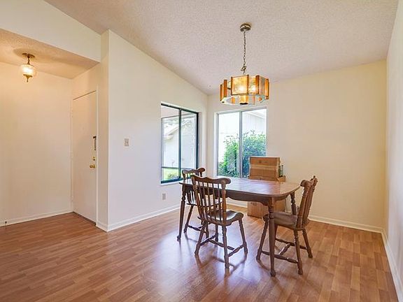 4th image of 206 Kraft Dr