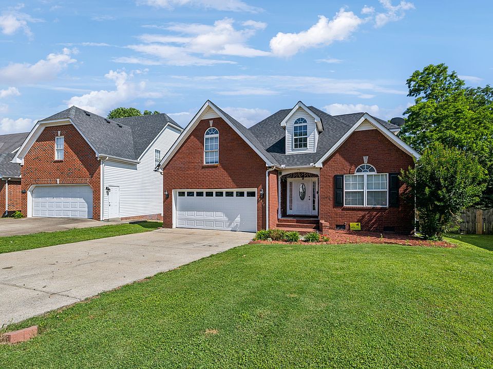 1st image of 2377 Oak Hill Dr