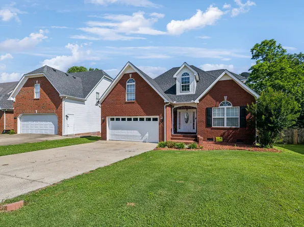 2377 Oak Hill Dr, Murfreesboro, TN 37130