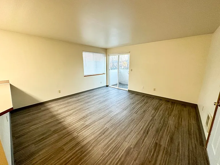 904 Juniper Ave — Photo 30