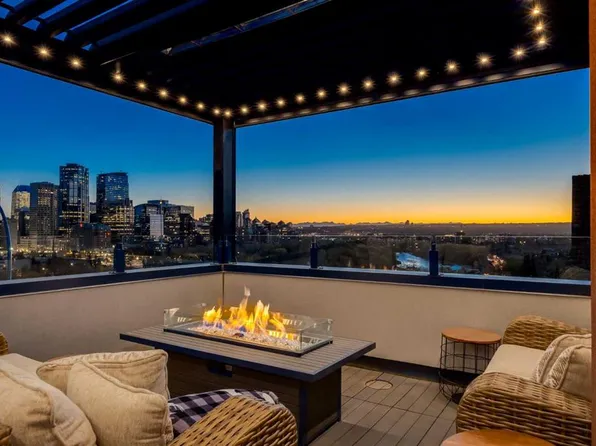 134 S 6th Ave NW, Calgary, AB T2M 0A1