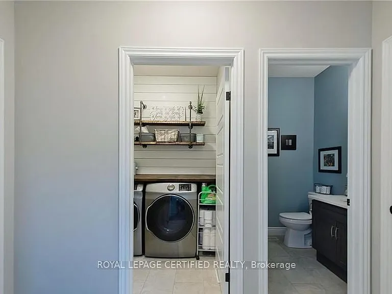940 Reeves Ave — Photo 7
