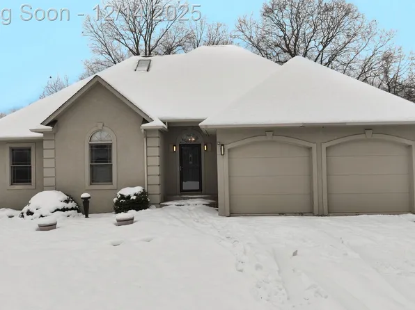 2245 W Cook Rd, Grand Blanc, MI 48439