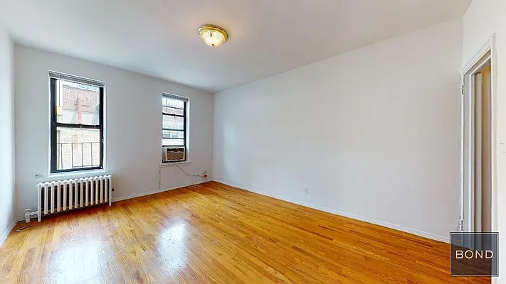 Rented by Bond New York | media 2