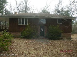 203 Chipmunk Ct, Cresco, PA 18326