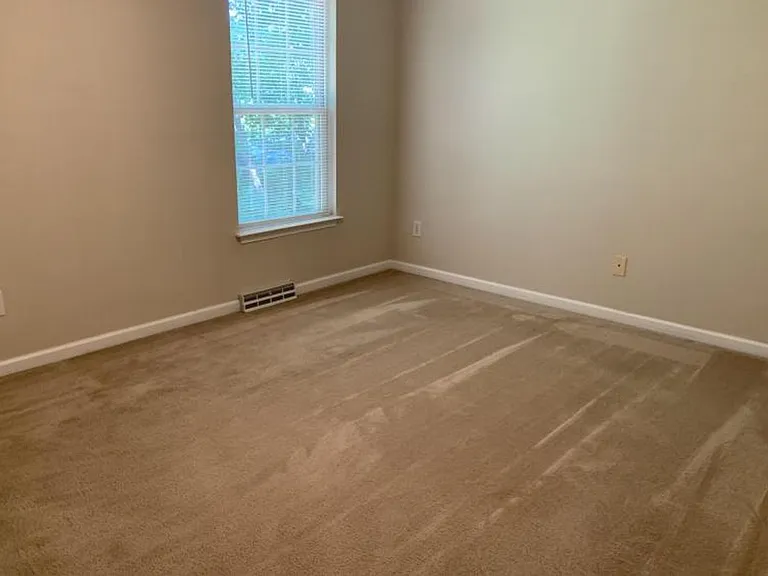 300 McConville Rd #35 — Photo 11