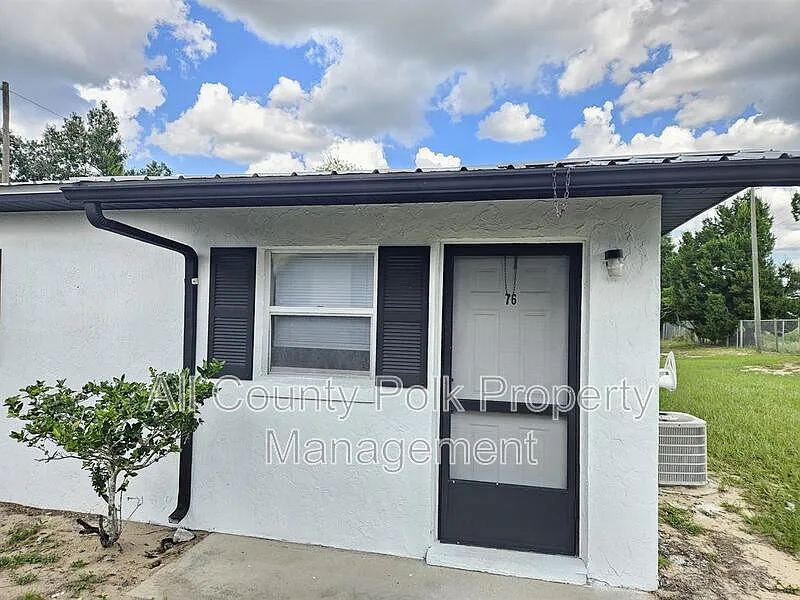 1 bed, 1.0 bath, 612 sqft, $895 — Photo 2