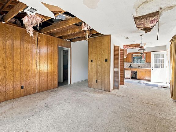 5th image of 4625 Los Angeles St
