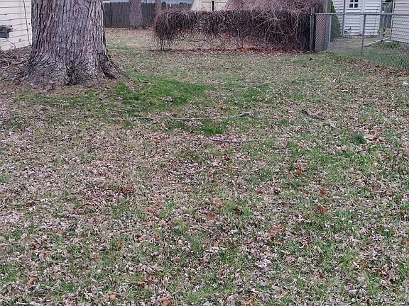 5th image of 2021 Adelpha Ave