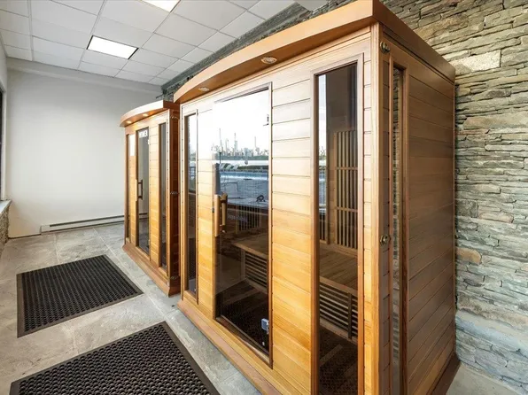 9 Somerset Lane image 41 of 46