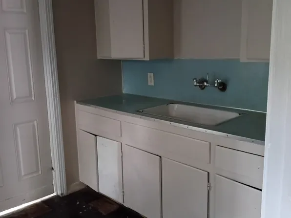 211 Eross St APT 1, San Antonio, TX 78202