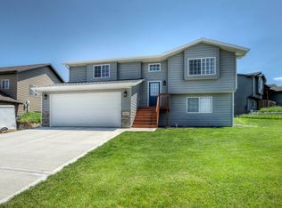 910 Haakon St, Rapid City, SD 57703