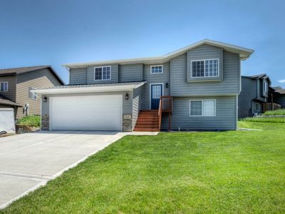 910 Haakon St, Rapid City, SD, 57703