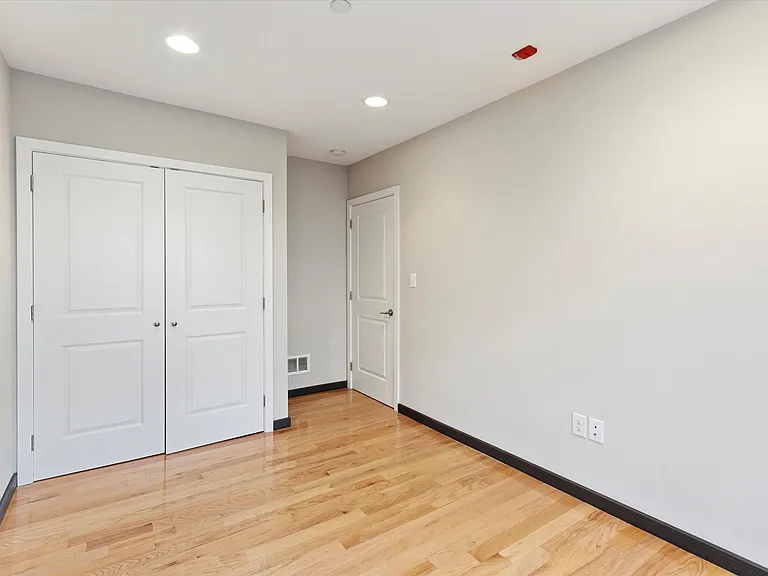 1819 Ginnodo St #CC — Photo 13