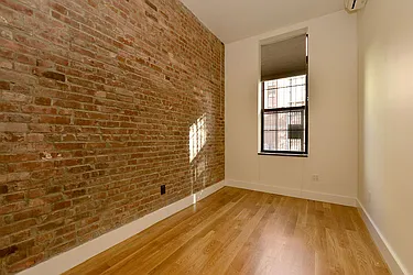 Rented by Weinstein Realty Group