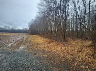 1 S Grand St, East Granby, CT 06026