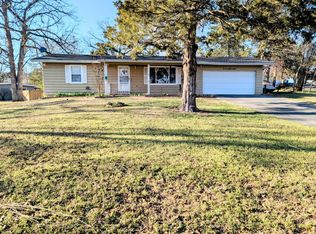 18 Sycamore Dr, Kimberling City, MO 65686