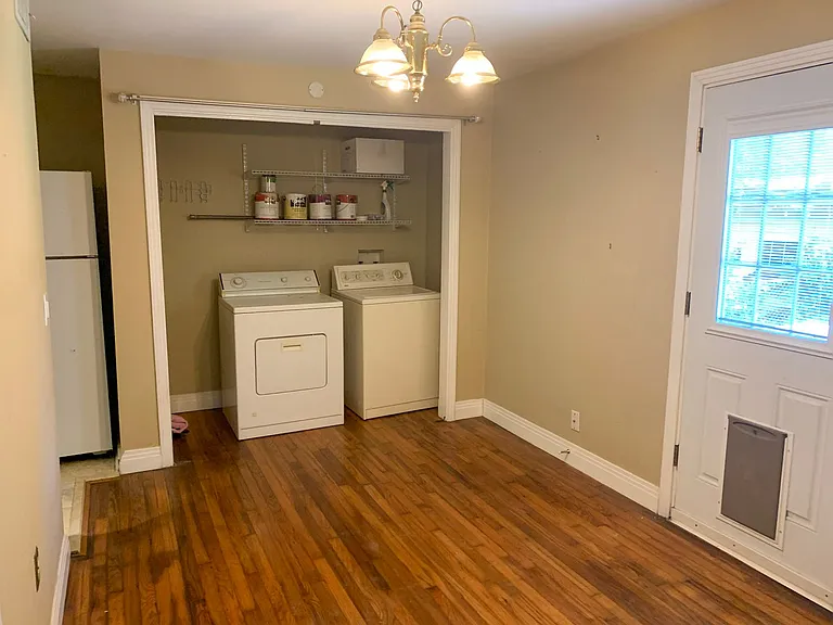 1002 W Saint Johns Ave — Photo 9