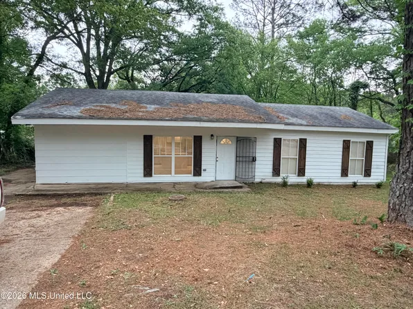 2814 Charleston Dr, Jackson, MS 39212