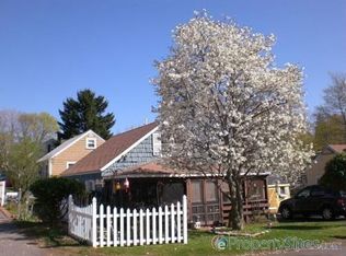 2 Halstead St, Kittery, ME 03904