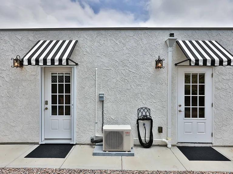 5036 Raymond Pl — Photo 6