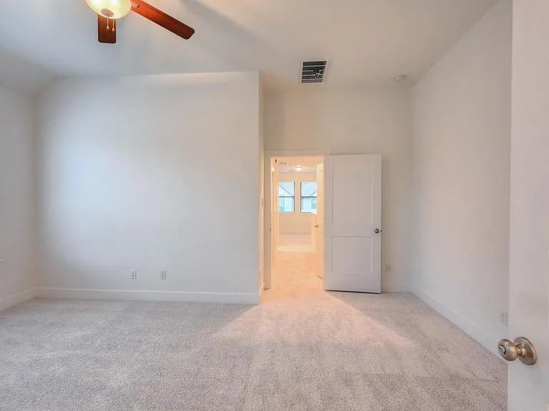 1535 Crystal Stream Dr — Photo 42