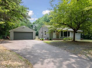 2201 Hopkins Xrds, Minnetonka, MN 55305