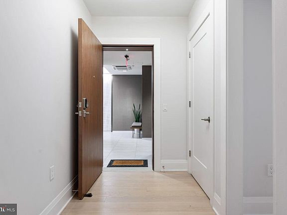4th image of 16 Bakers Walk #104