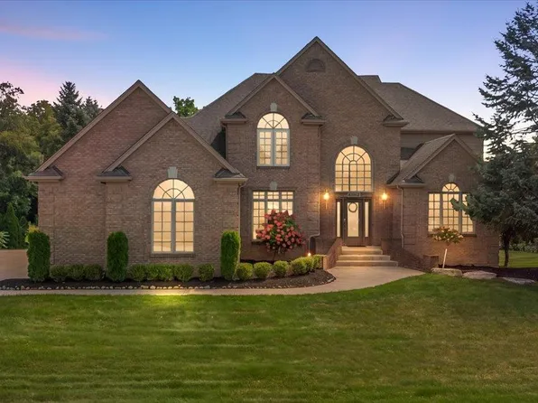 63142 Turnberry Way, Washington, MI 48095